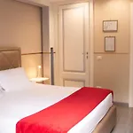 Luxury On The River בית הארחה רומא