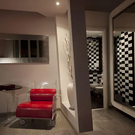 럭셔리 온 리버 4*