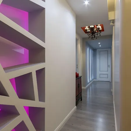 럭셔리 온 리버