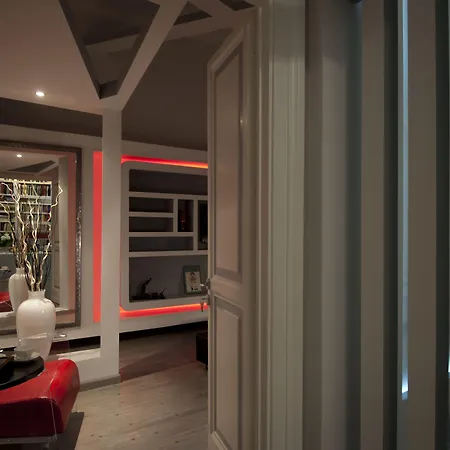 럭셔리 온 리버 로마