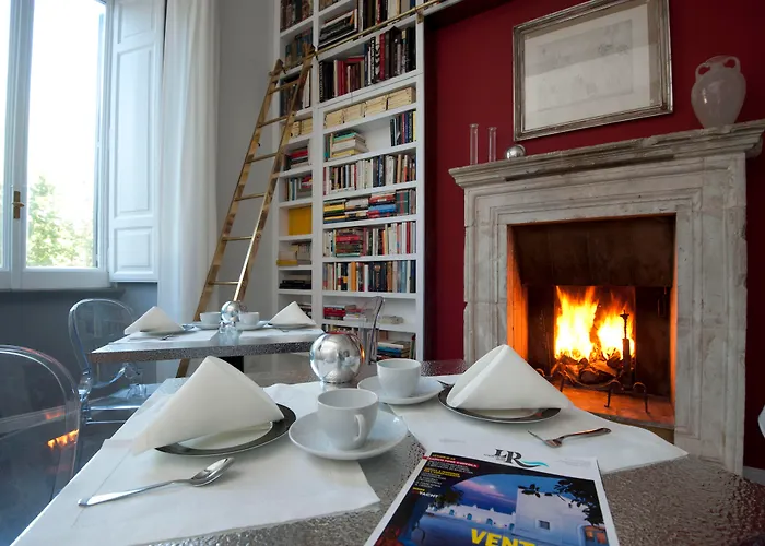 Πανσιόν Luxury On The River 4*