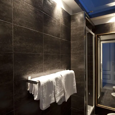 Luxury On The River 3*