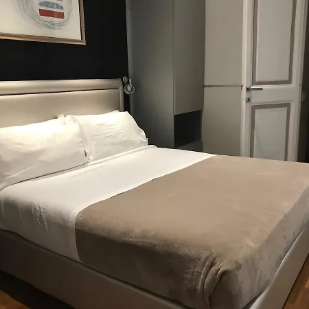 Luxury On The River Πανσιόν
