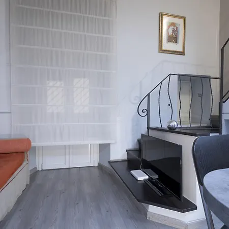 Πανσιόν Luxury On The River 3*