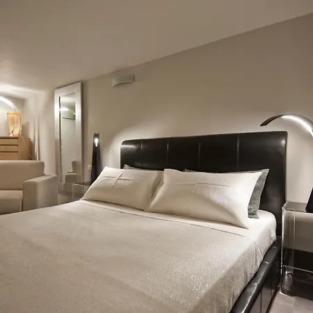 Pensionat Luxury On The River Rom